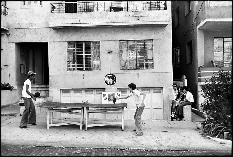 MARTHA ROSLER Table Tennis, Camag&uuml;ey