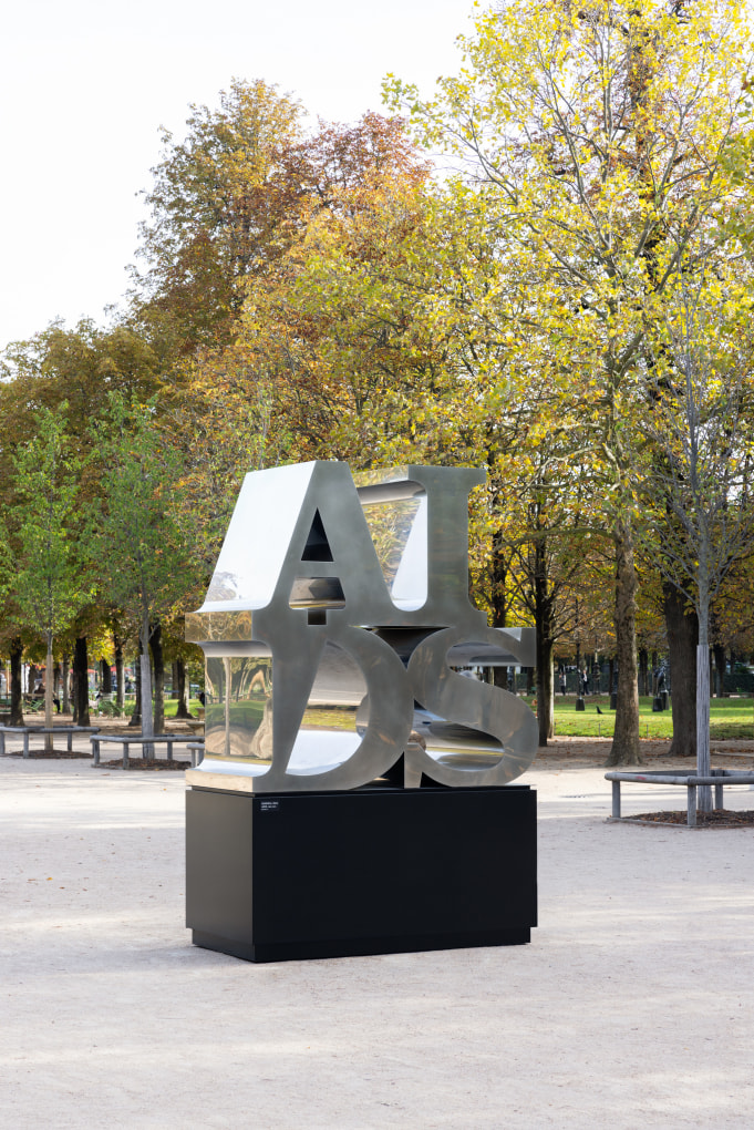 GENERAL IDEA Installation view of&nbsp;AIDS Sculpture at&nbsp;Paris+ par Art Basel in Jardin des Tuileries, Paris, 2023.&nbsp;