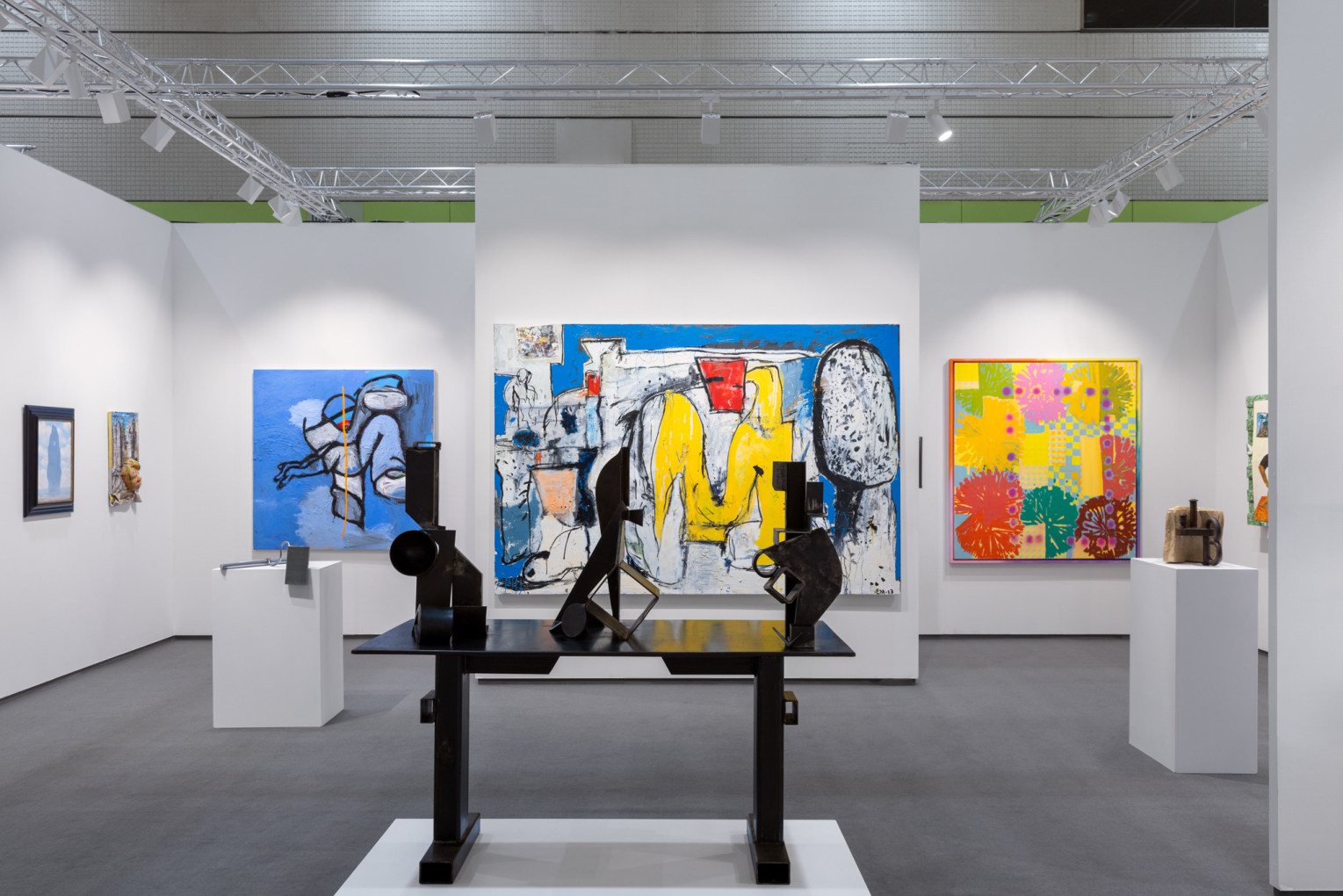 Installation view of Mitchell-Innes & Nash at Frieze Seoul, Korea, 2023