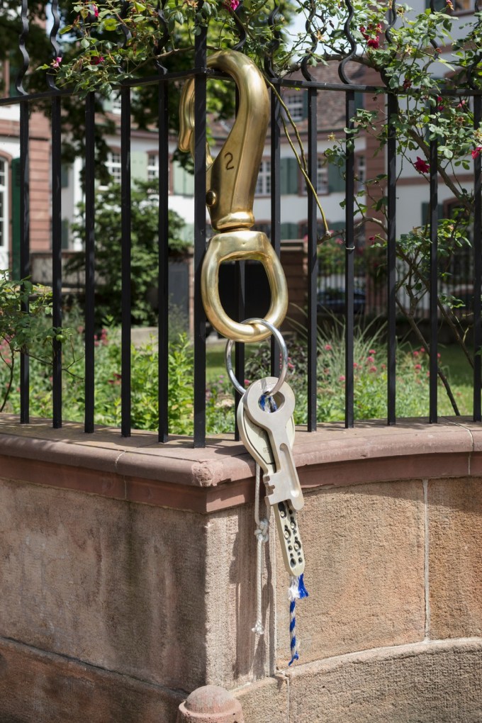 AMANDA ROSS-HO Untitled Findings (ACCESS): SALTS, Basel, Museum der Kulturen, Basel