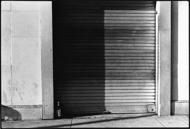 MARTHA ROSLER The Bowery in two inadequate descriptive systems