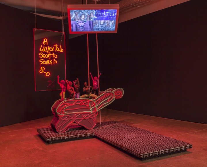 SATTERWHITE Room for Living