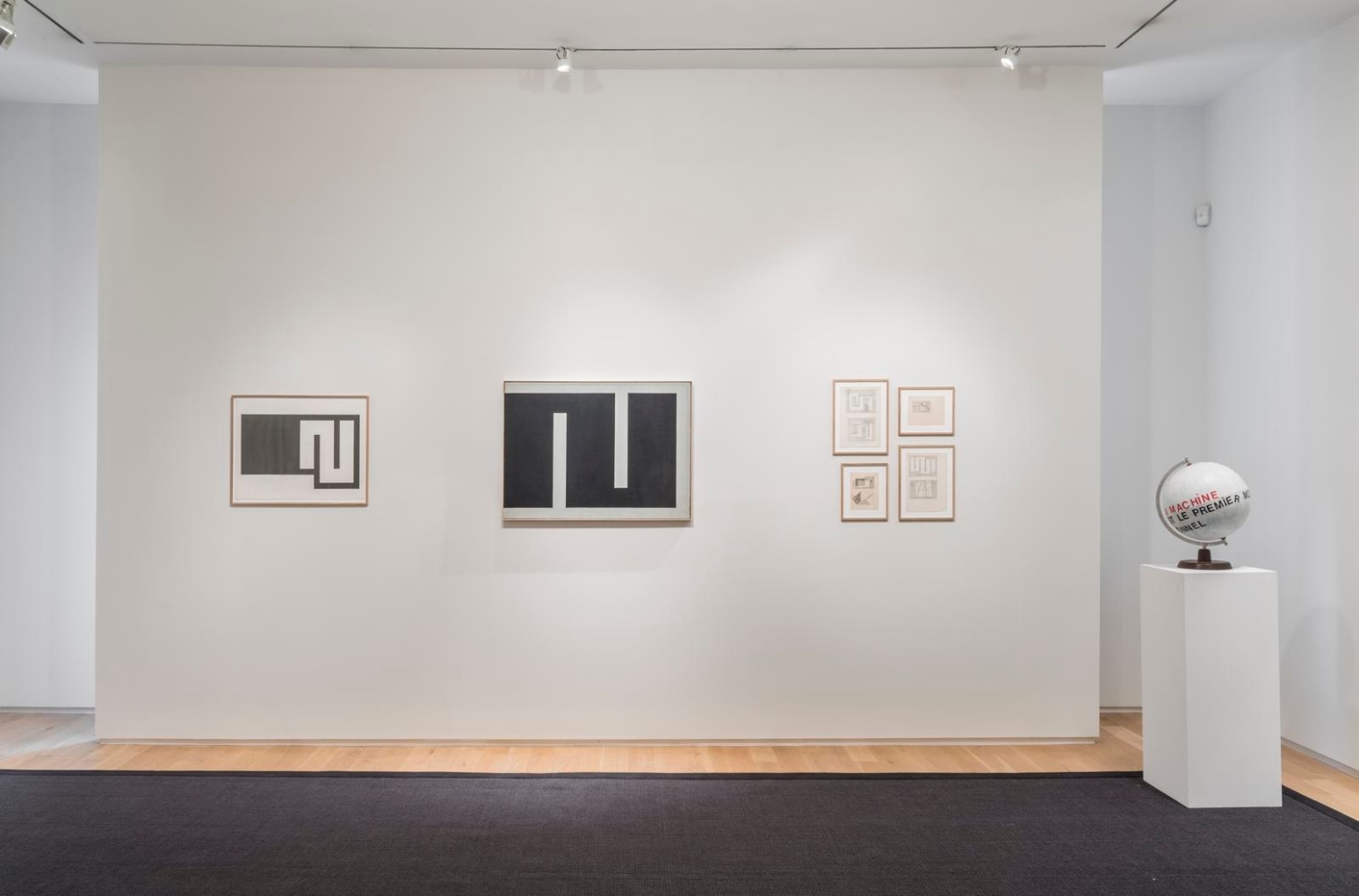 JULIJE KNIFER, MANGELOS and JOSIP VANIŠTA