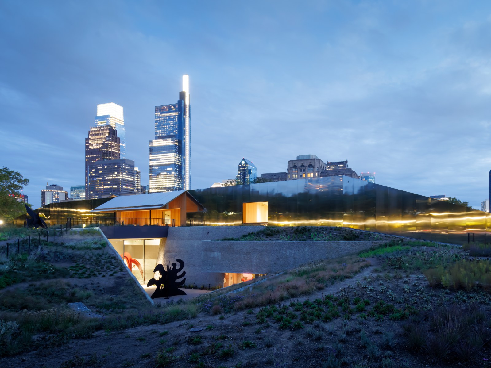 10 Must-See Exhibitions Shaping Our Fall Agenda