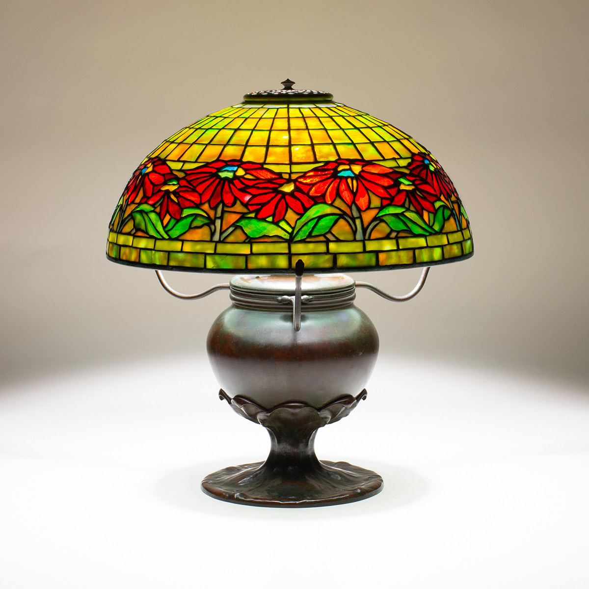 Poinsettia Table Lamp