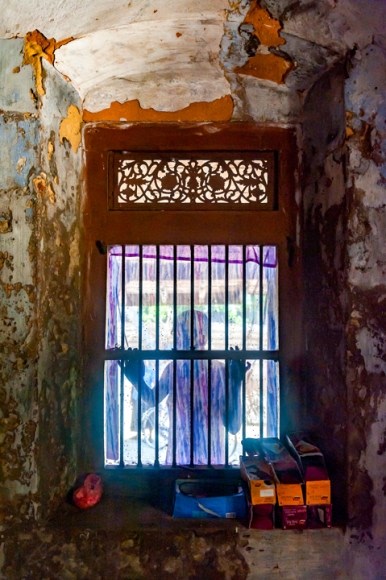 Dominic Sansoni Jaffna Homes VIII (Ed. of 3) 2011 C-print on archival paper 23 x 16.5 in.
