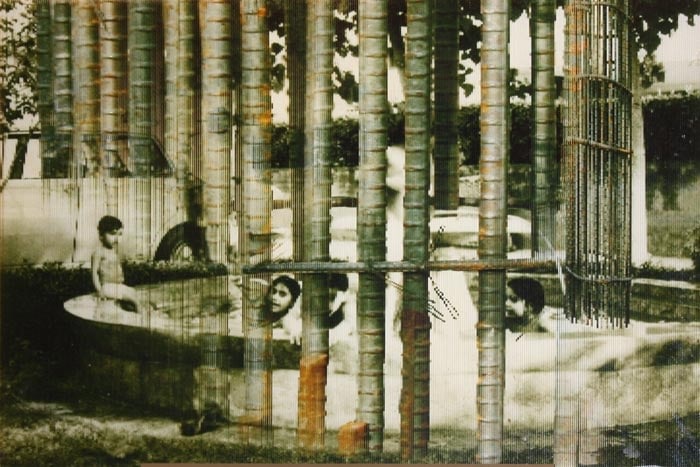 Farida Batool QADA QADAM AZAD 2009 Lenticular print 25 x 36 in.