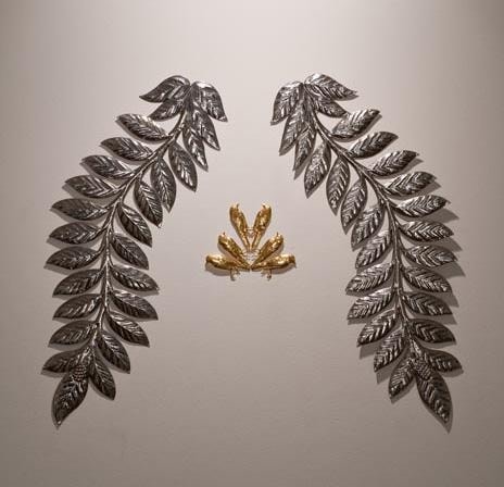 Adeela Suleman Untitled 7 2011 Stainless steel and gold plate 40 x 45 in. (Ed. of 3) Photo: Goswin Schwendinger