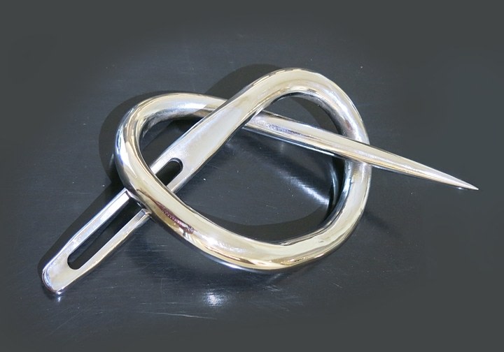 Roohi Ahmad Or Knot To Be 4 2015 Chrome plated mild steel Needle: 32"