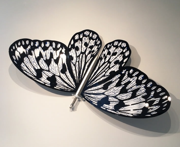 Sunil Gawde White/Blue - Black (Ed. of 3) 2016 Mirror finished and painted stainless steel 30 x 62 in.