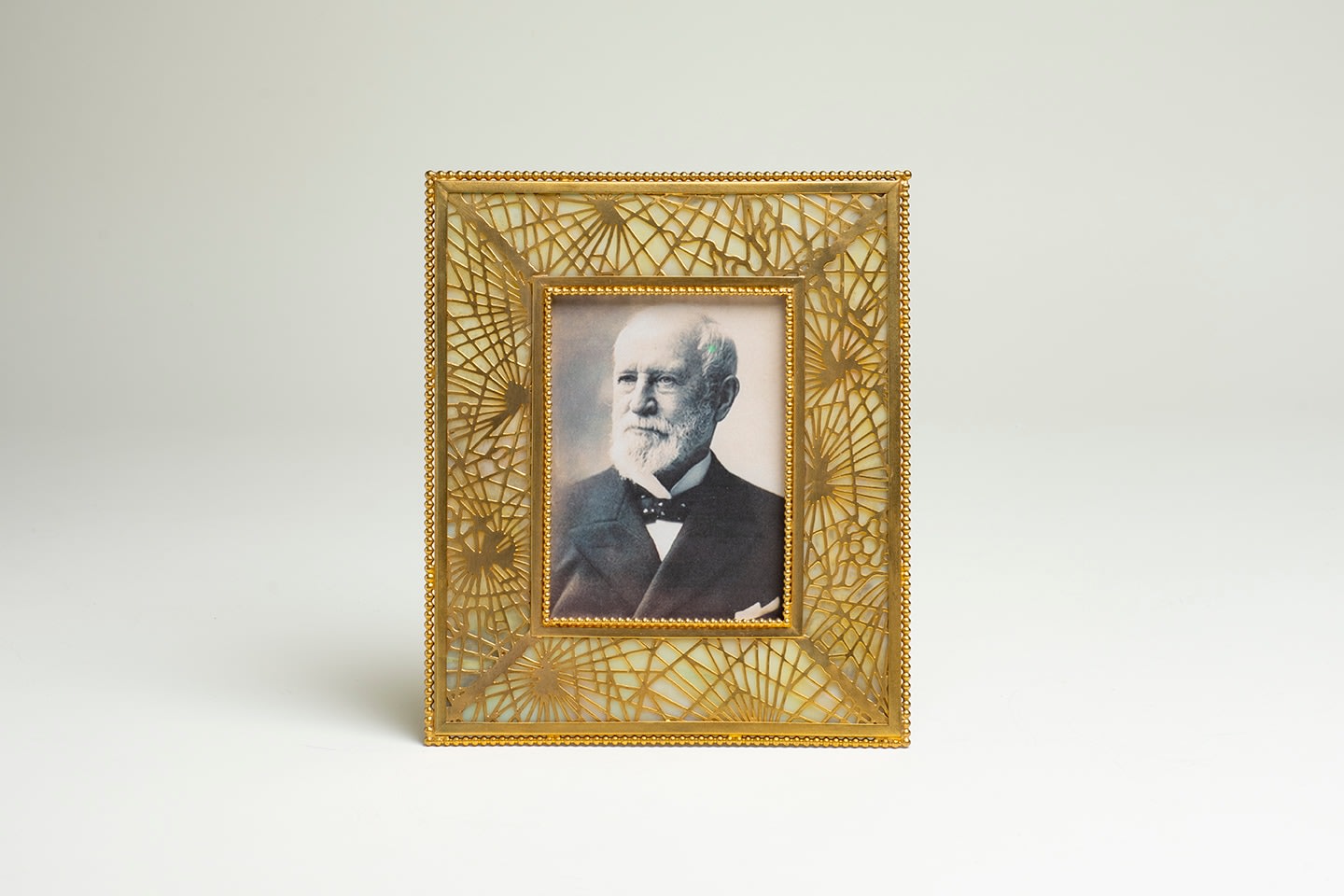 &quot;Pine Needle&quot; Picture Frame