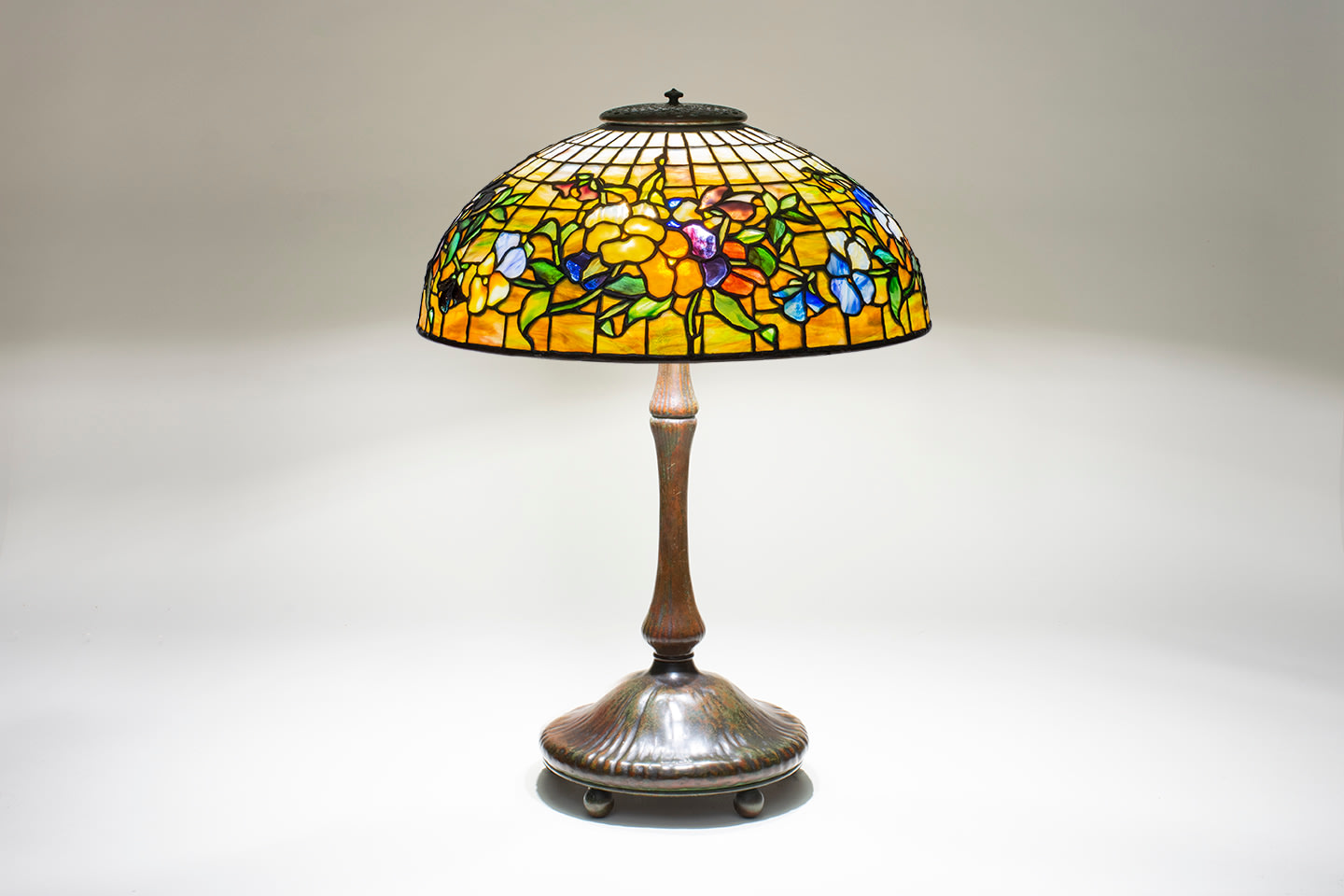 Pansy Table Lamp