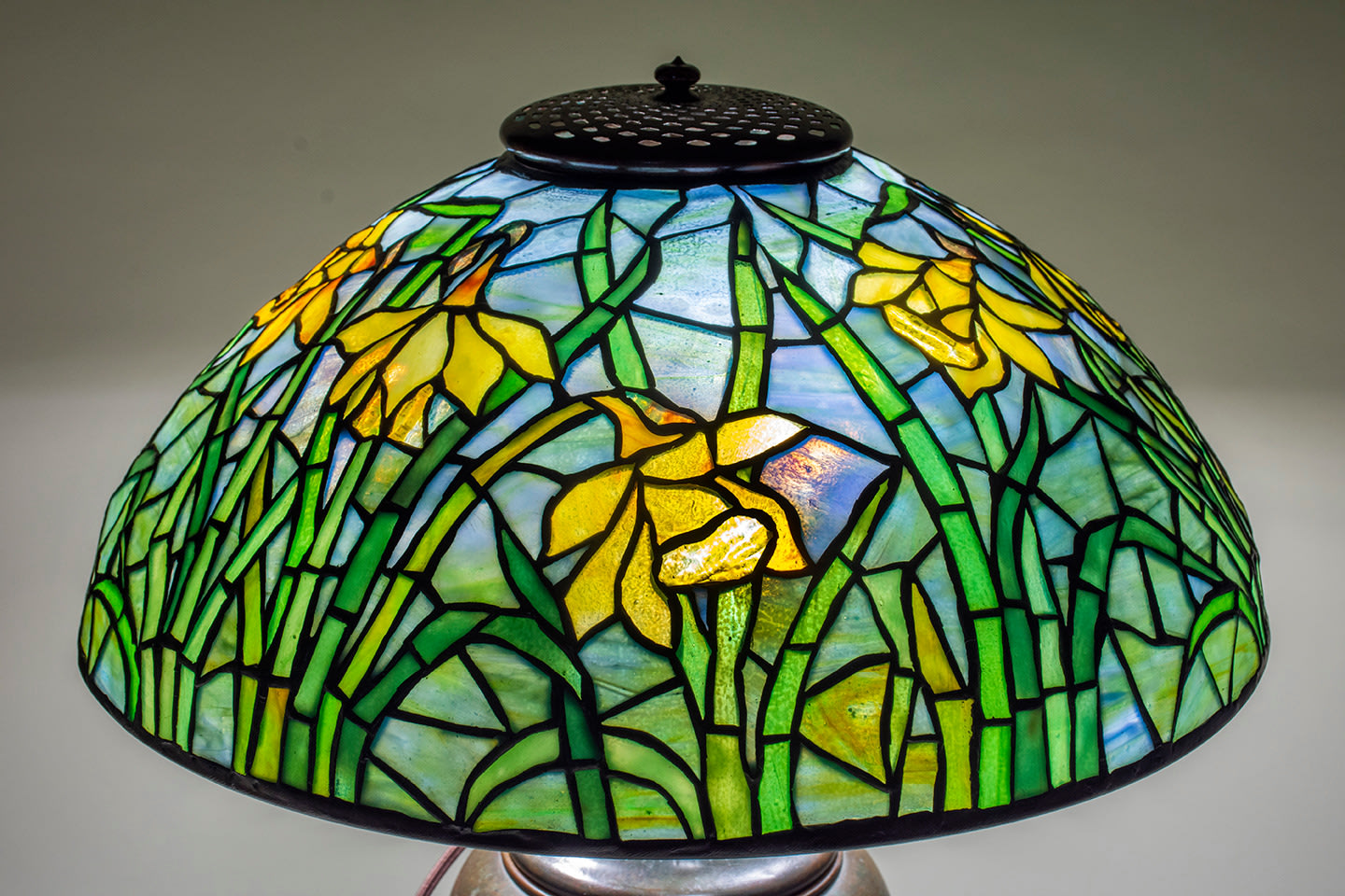 Early Daffodil Table Lamp