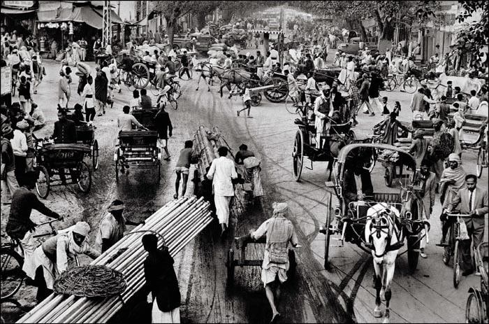 Raghu Rai TRAFFIC AT CHAWRI BAZAR, DELHI 1964 Digital scan of photographic negative on archival paper 20 x 30 in.