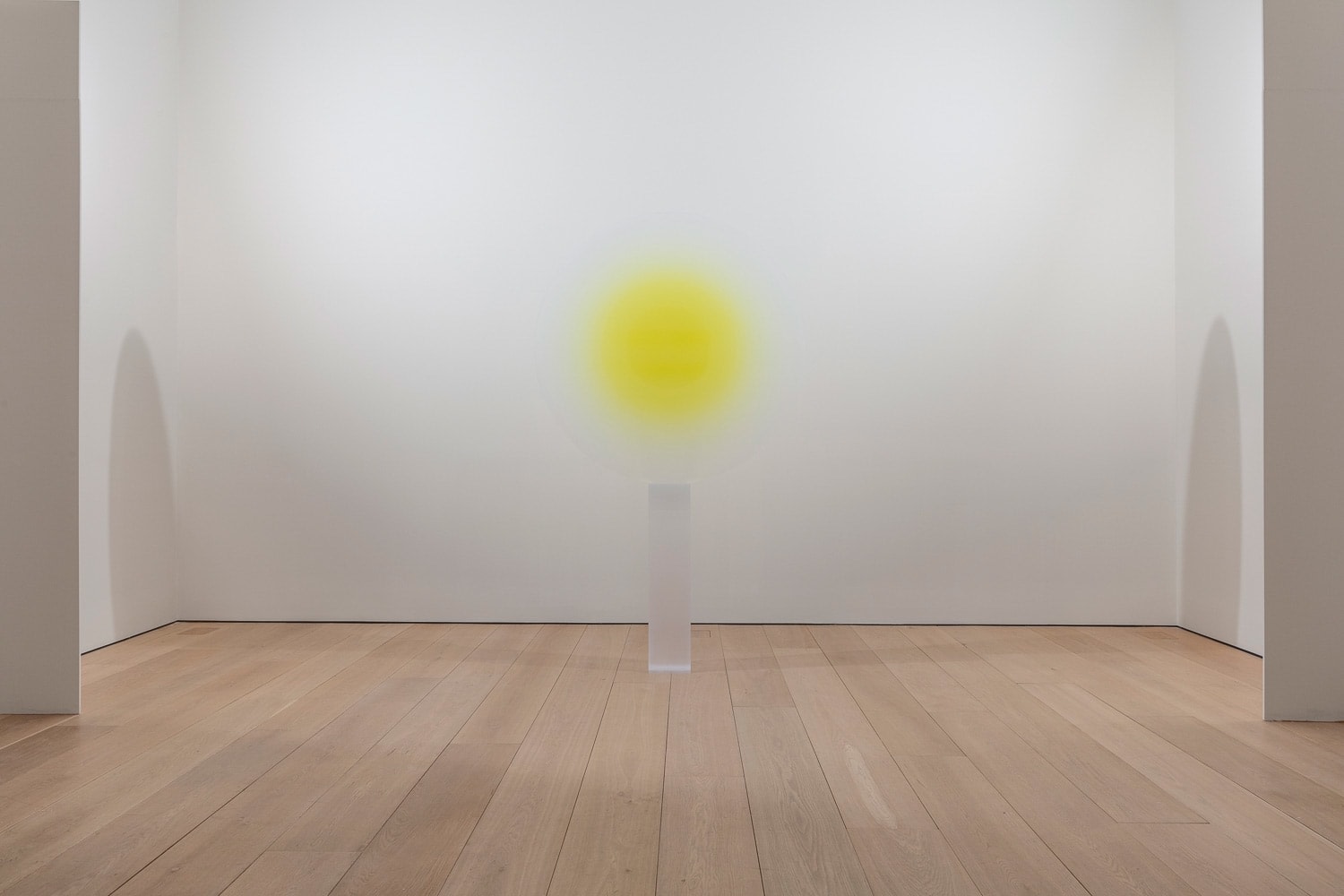 Helen Pashgian:&nbsp;Spheres and Lenses, Installation view, New York