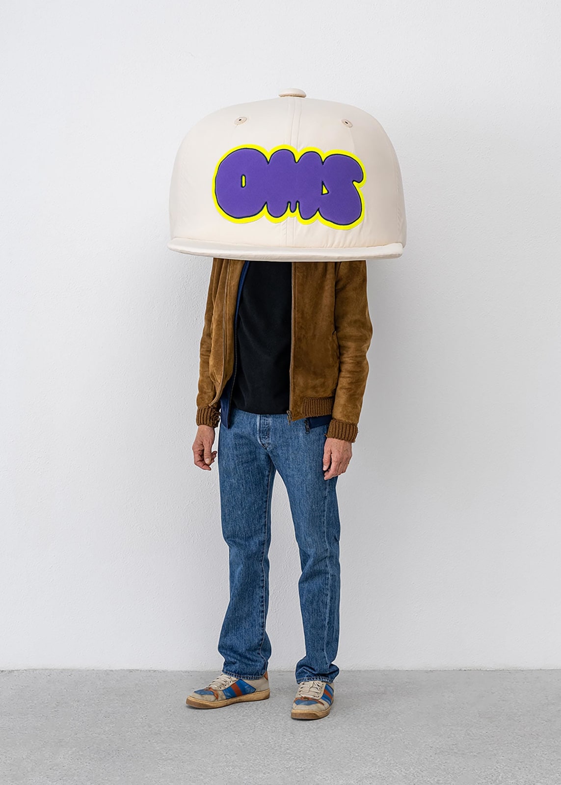 ERWIN WURM, Cap OMS, 2023