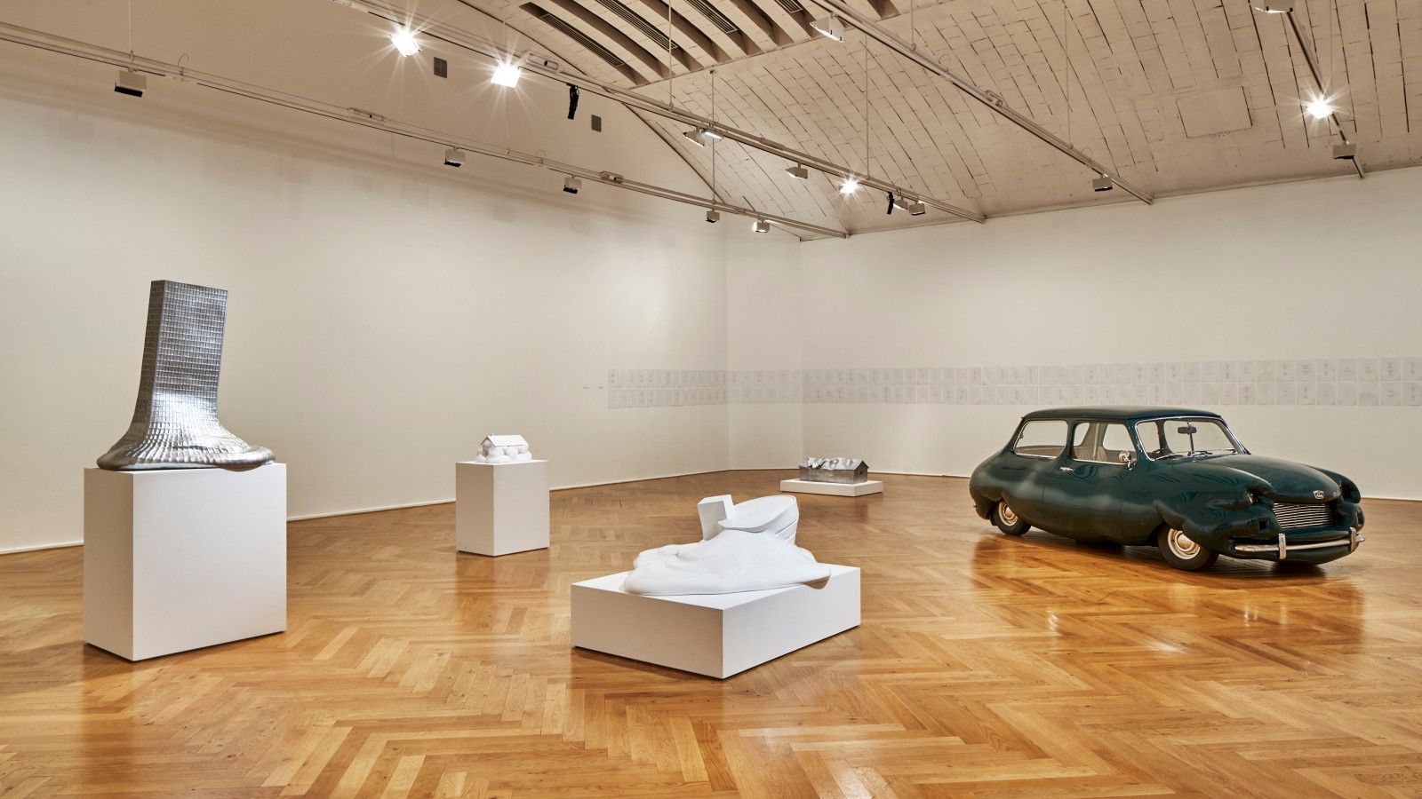 ERWIN WURM, Installation view