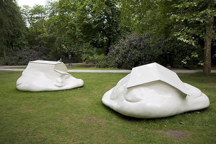 ERWIN WURM &quot;Melting House&quot;