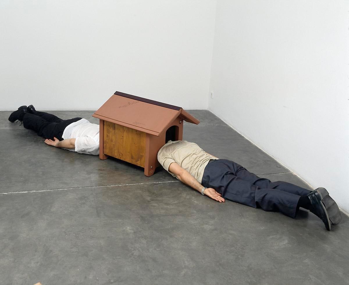 ERWIN WURM, Confessional, 2003