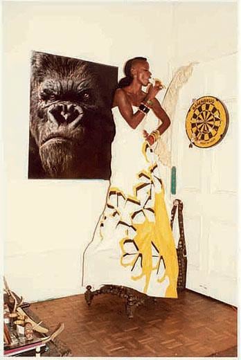 JUERGEN TELLER Zoe with Gorilla and Banana, Brighton, 2007