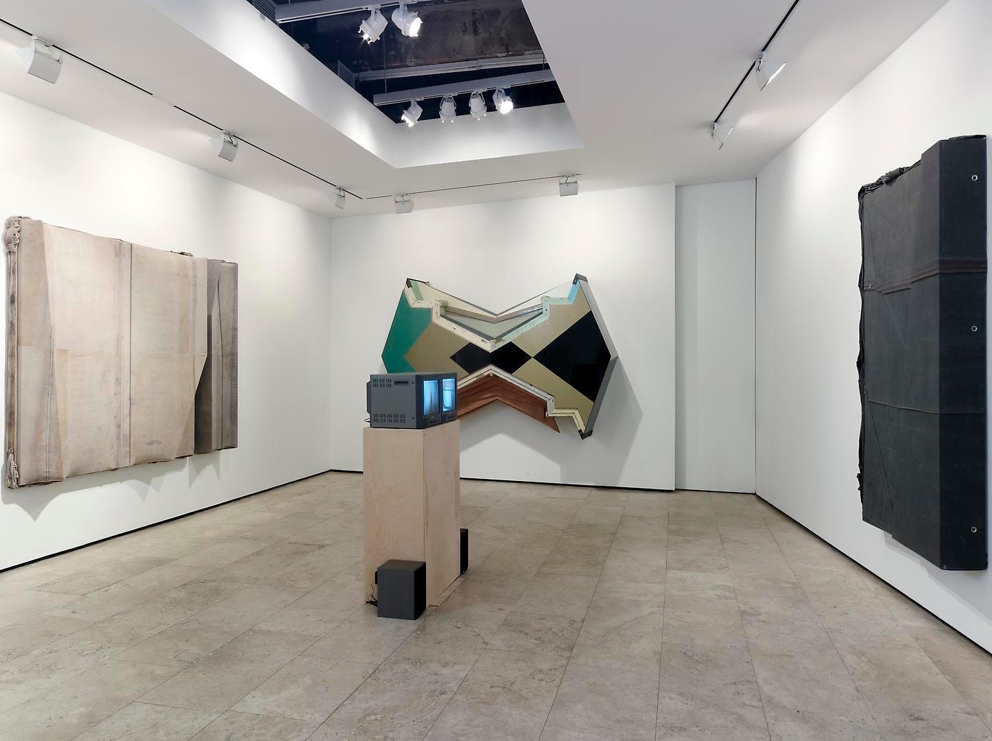 LIU WEI Installation view 7