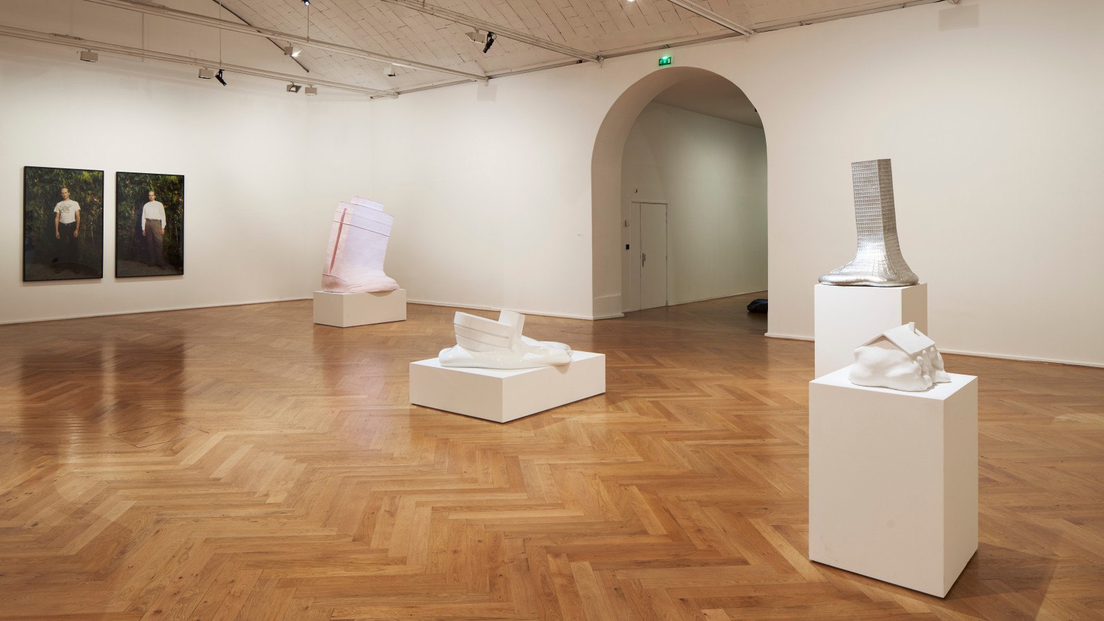 ERWIN WURM, Installation view