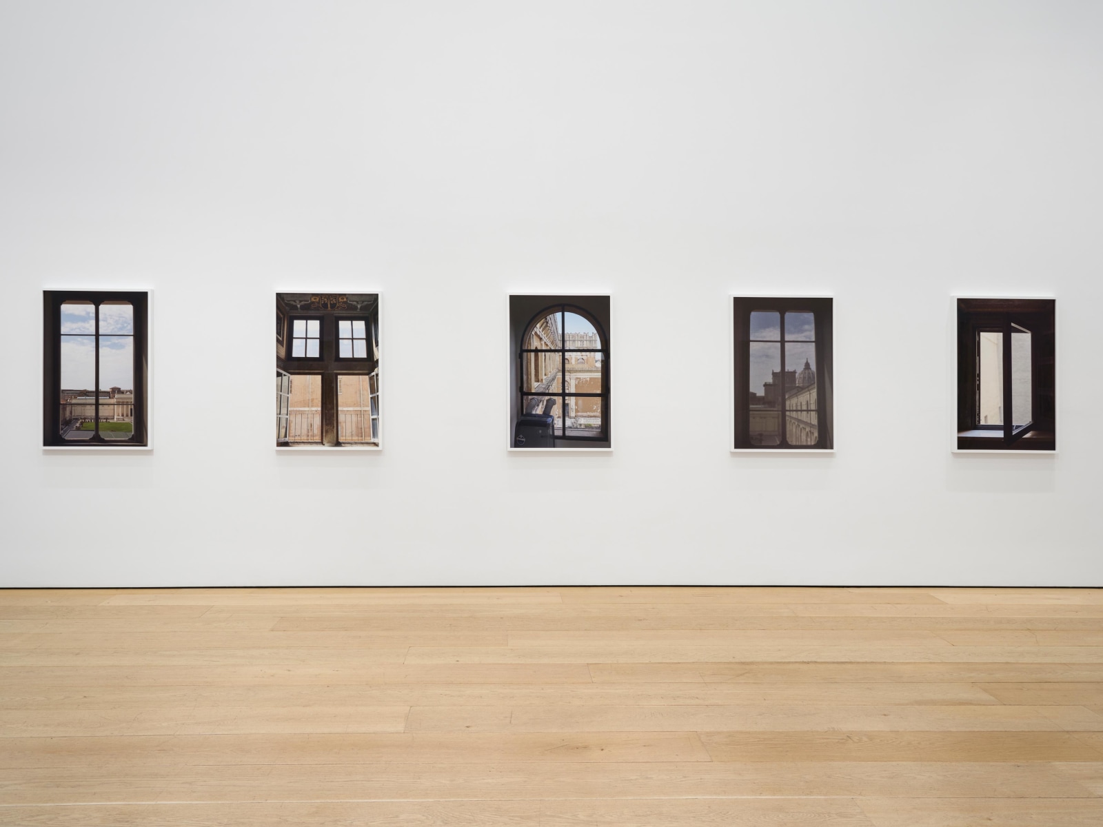 Catherine Opie: Walls, Windows and Blood, Installation view