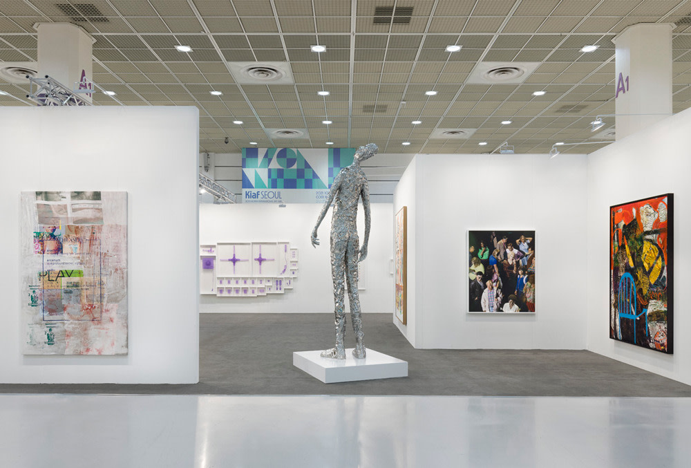 Installation view, Lehmann Maupin, KIAF, Seoul, Booth A44