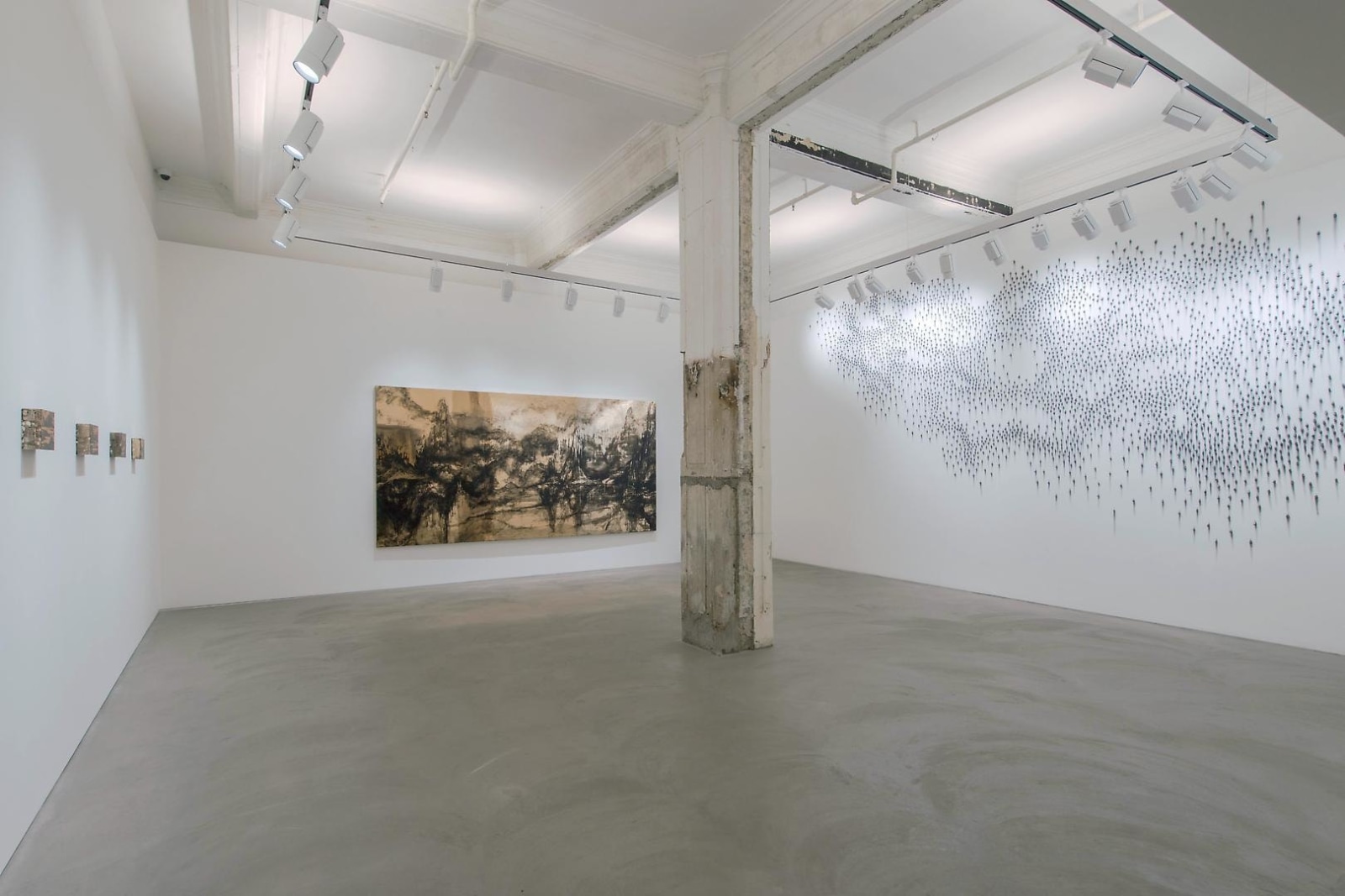 Teresita Fern&aacute;ndez Installation view 3