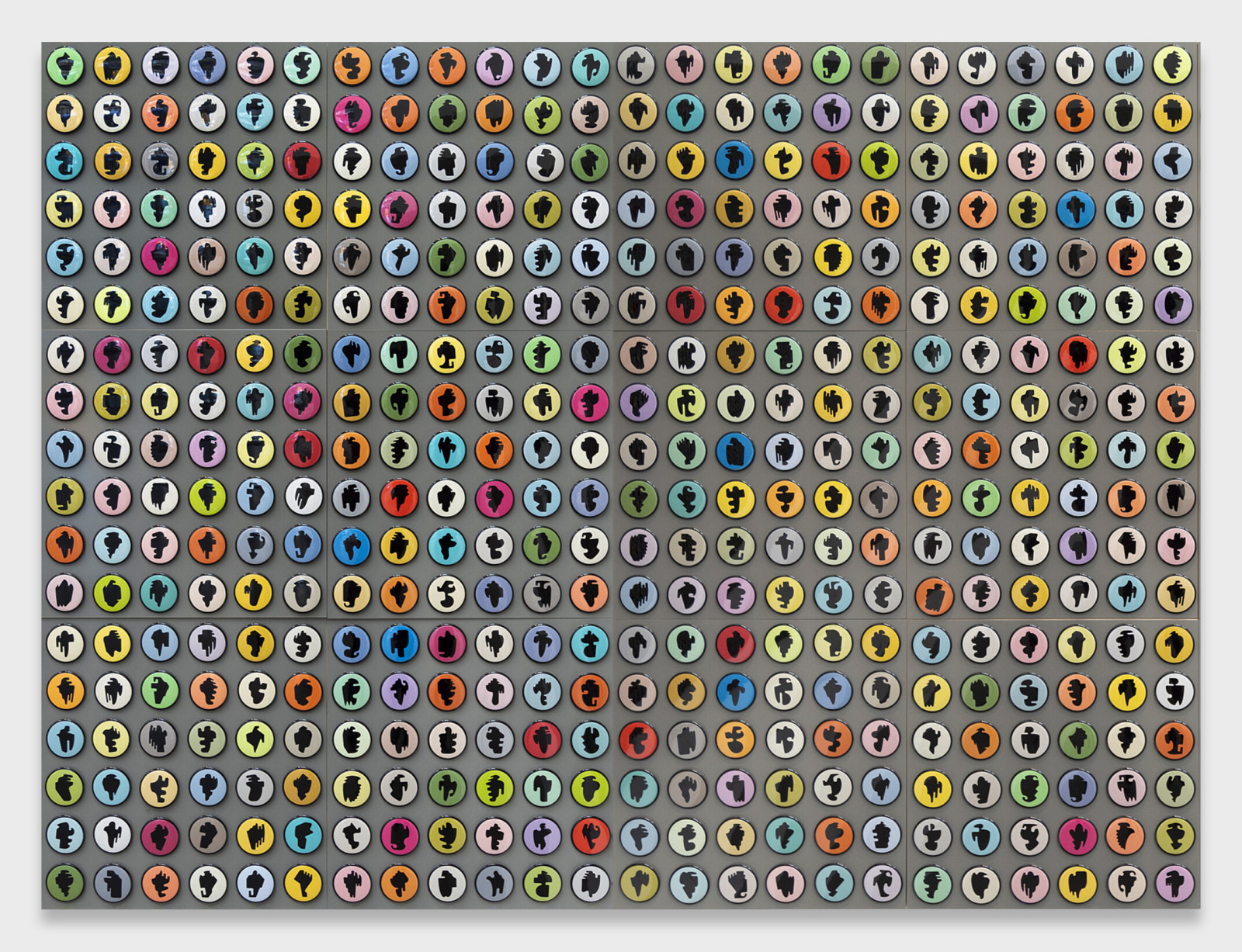 Allan McCollum, Collection of Four Hundred and Thirty-two Shapes Buttons