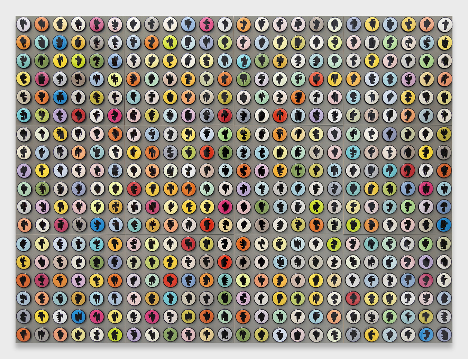 Allan McCollum, Collection of Four Hundred and Thirty-two Shapes Buttons