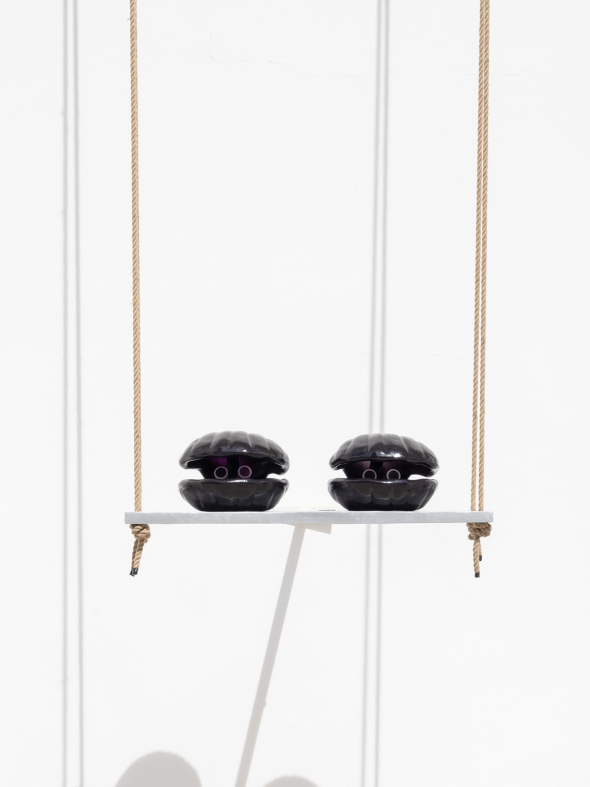 Cosima von Bonin, SCALLOPS (GLASS VERSION)