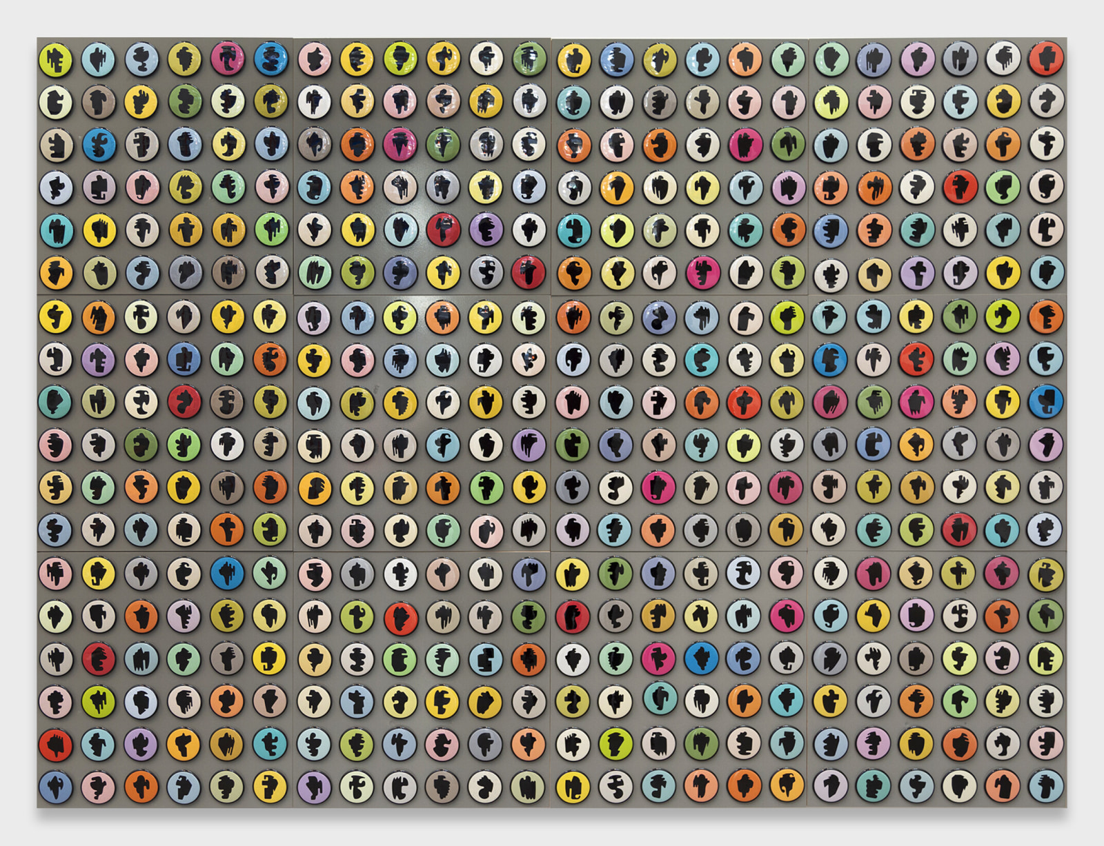 Allan McCollum, Collection of Four Hundred and Thirty-two Shapes Buttons