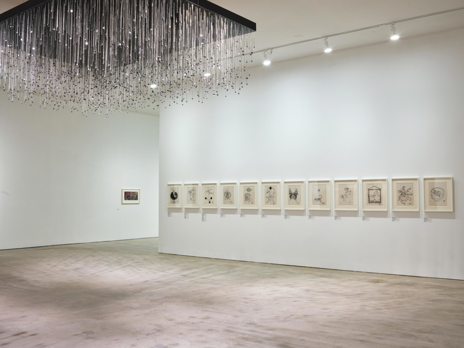 Teresita Fern&aacute;ndez / Robert Smithson, Installation view