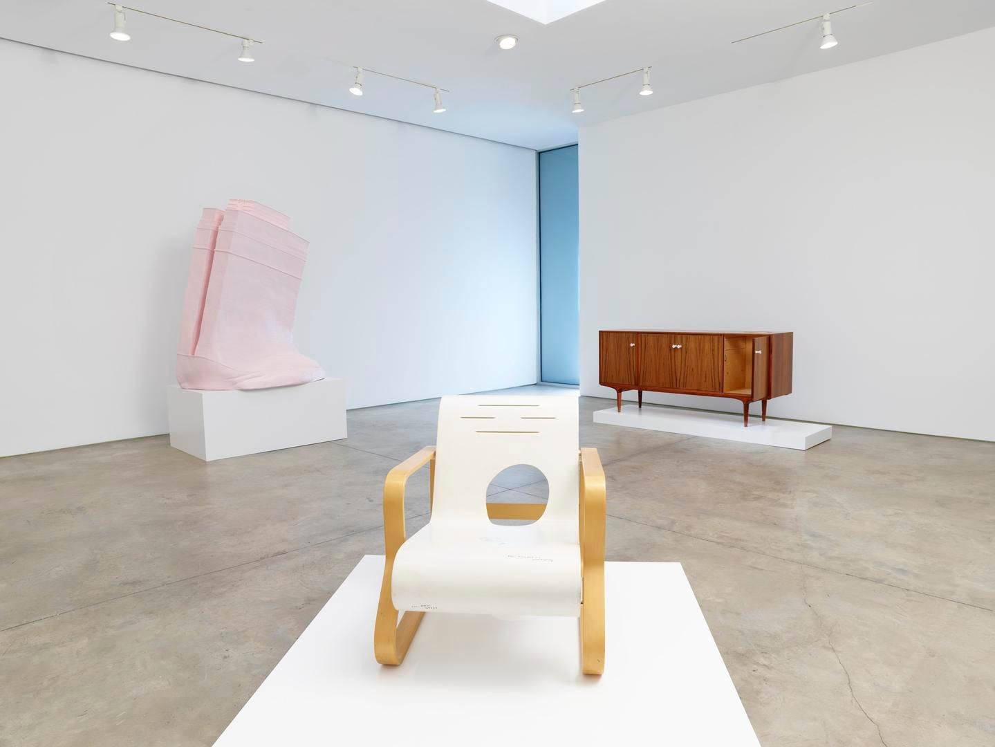 Erwin Wurm, Ethics demonstrated in geometrical order installation view 5