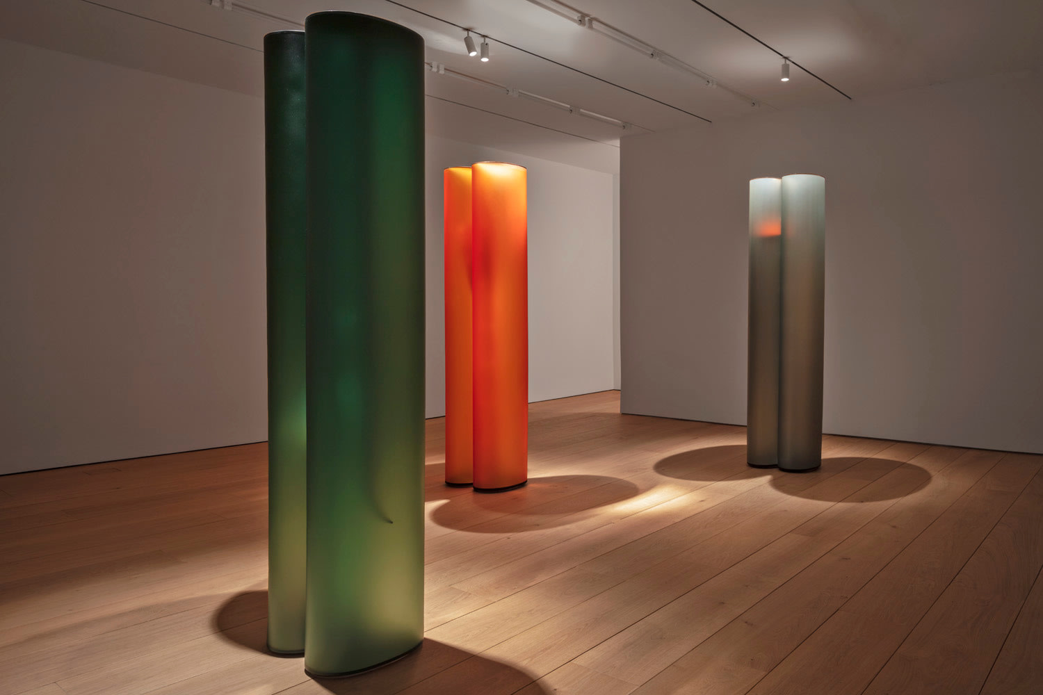In Focus: Helen Pashgian, Installation view, Lehmann Maupin, New York, 2019