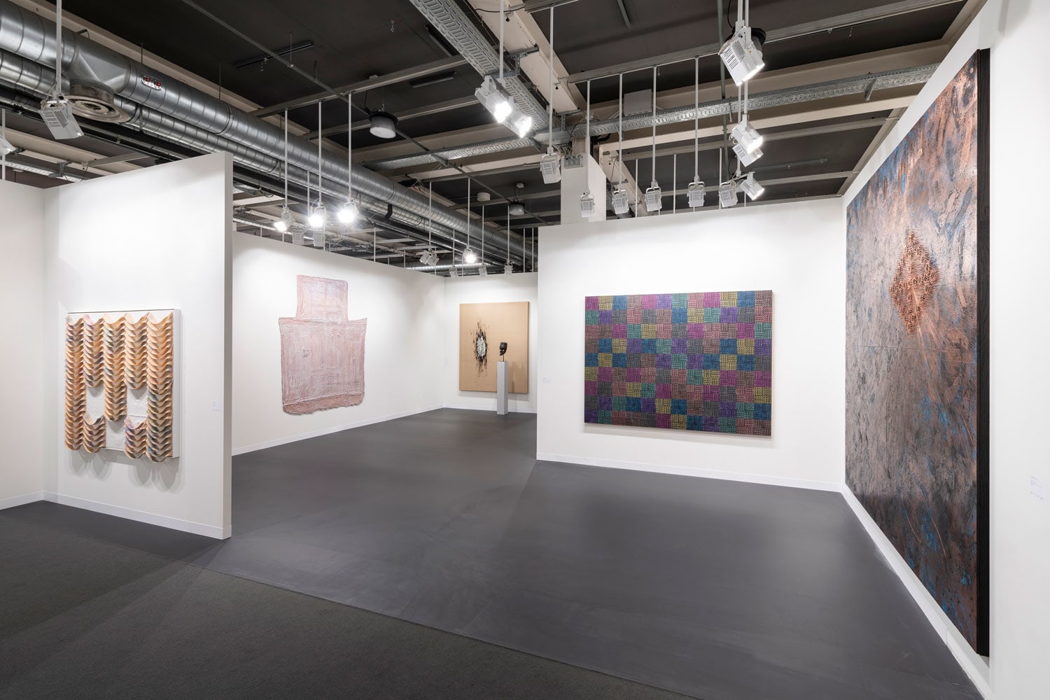 Art Basel&nbsp;2021 Installation view, Lehmann Maupin,&nbsp;Booth L11