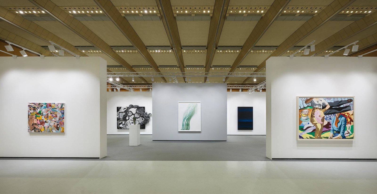 Frieze Seoul 2025, Installation view, Lehmann Maupin, Booth C11
