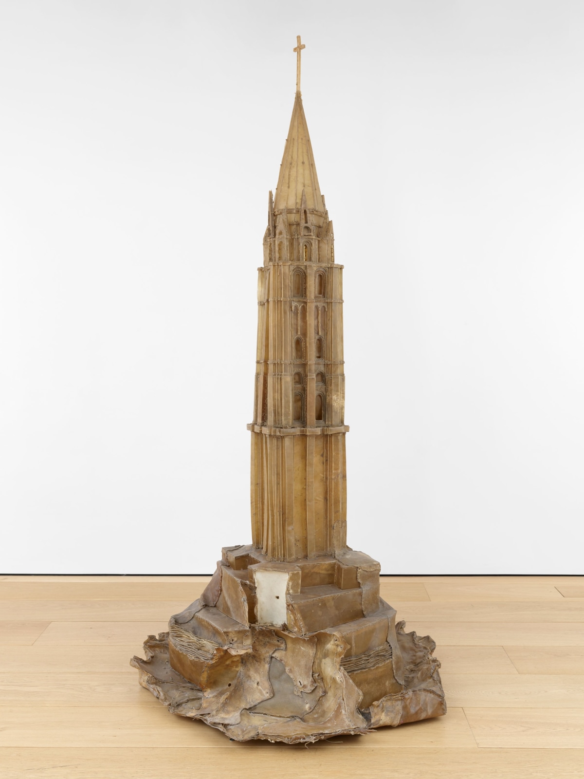 LIU WEI, Love It, Bite It (Element 5), 2019