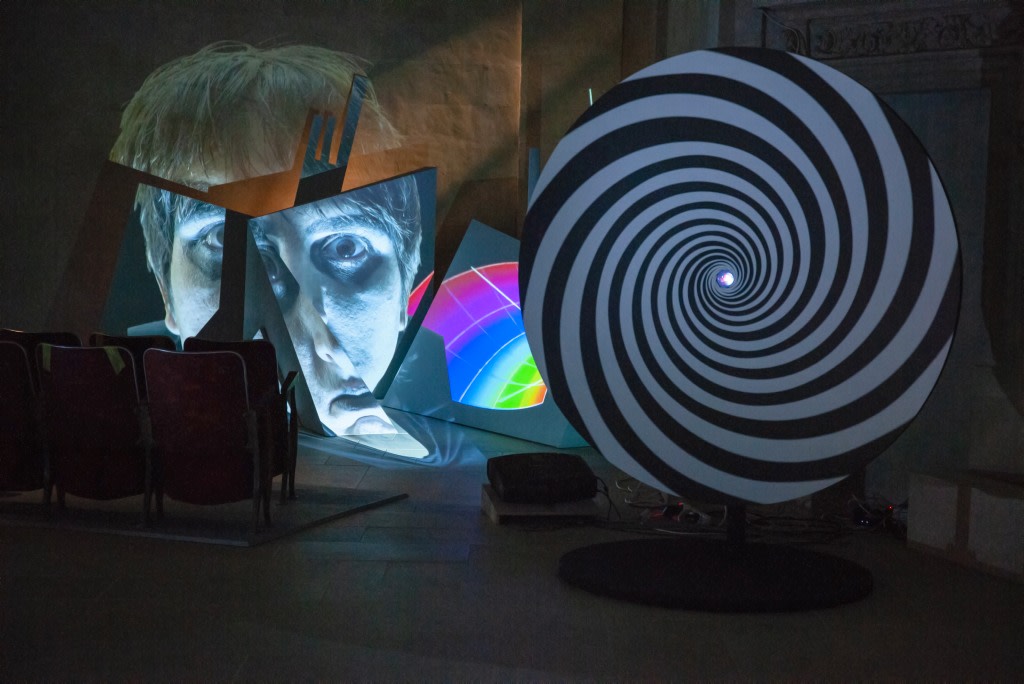 Tony Oursler: Hypnosis, Installation View