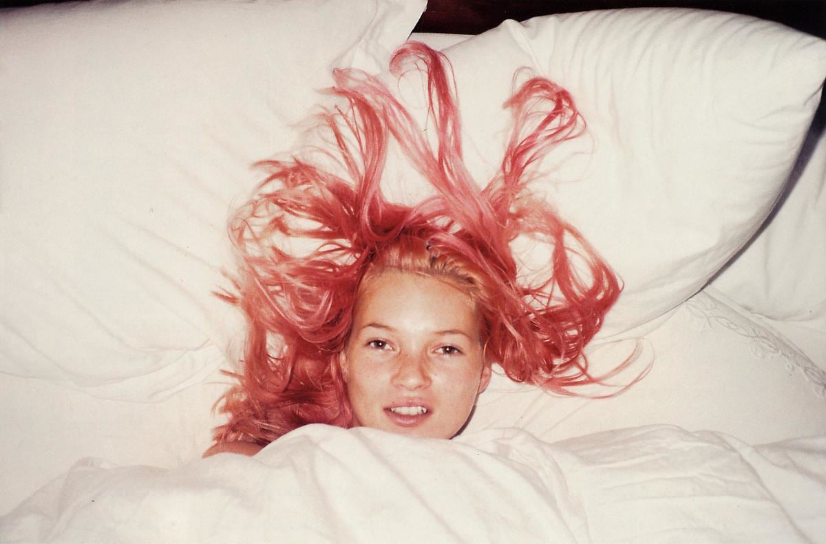 于爾根&middot;特勒 Young Pink Kate, London, 1998