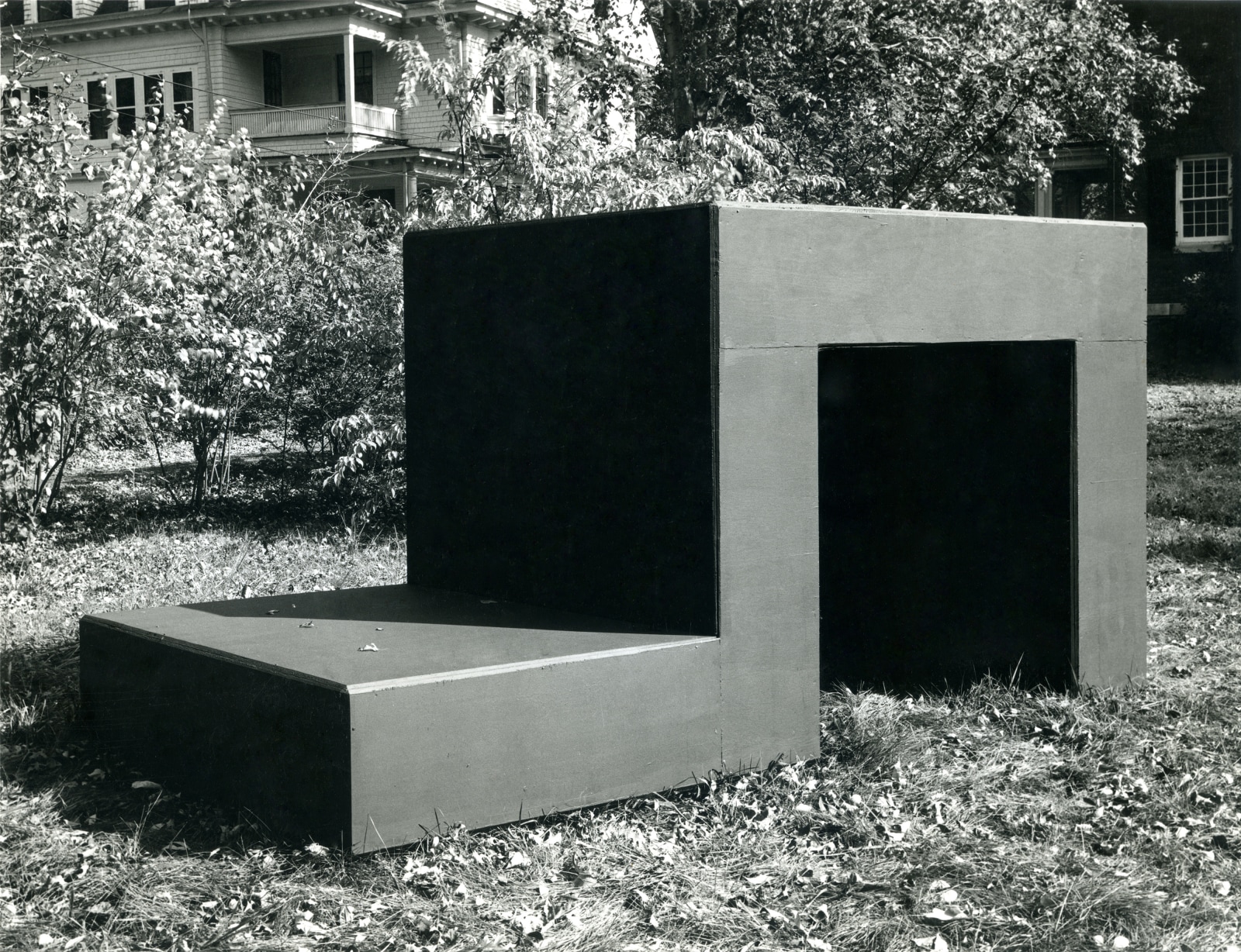 Plywood, painted black
5 ft. 4 in. &amp;times; 10 ft. 8 in. &amp;times; 5 ft. 4 in. (162.6 &amp;times; 325.1 &amp;times; 162.6 cm)
Orange, NJ, 1966