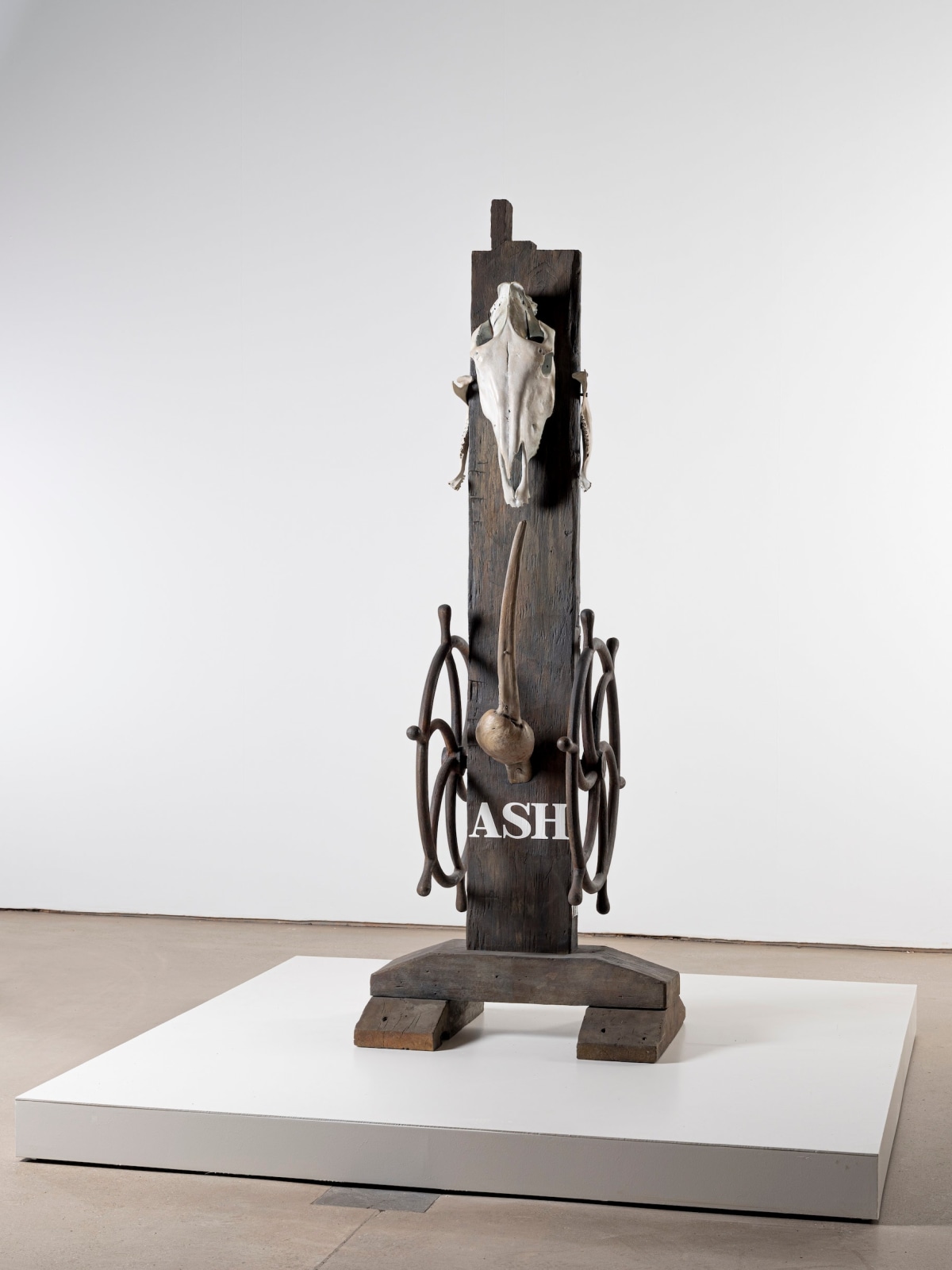 Robert Indiana: Sculpture 1958-2018 - Underground Gallery and Open Air - Exhibitions - Robert Indiana