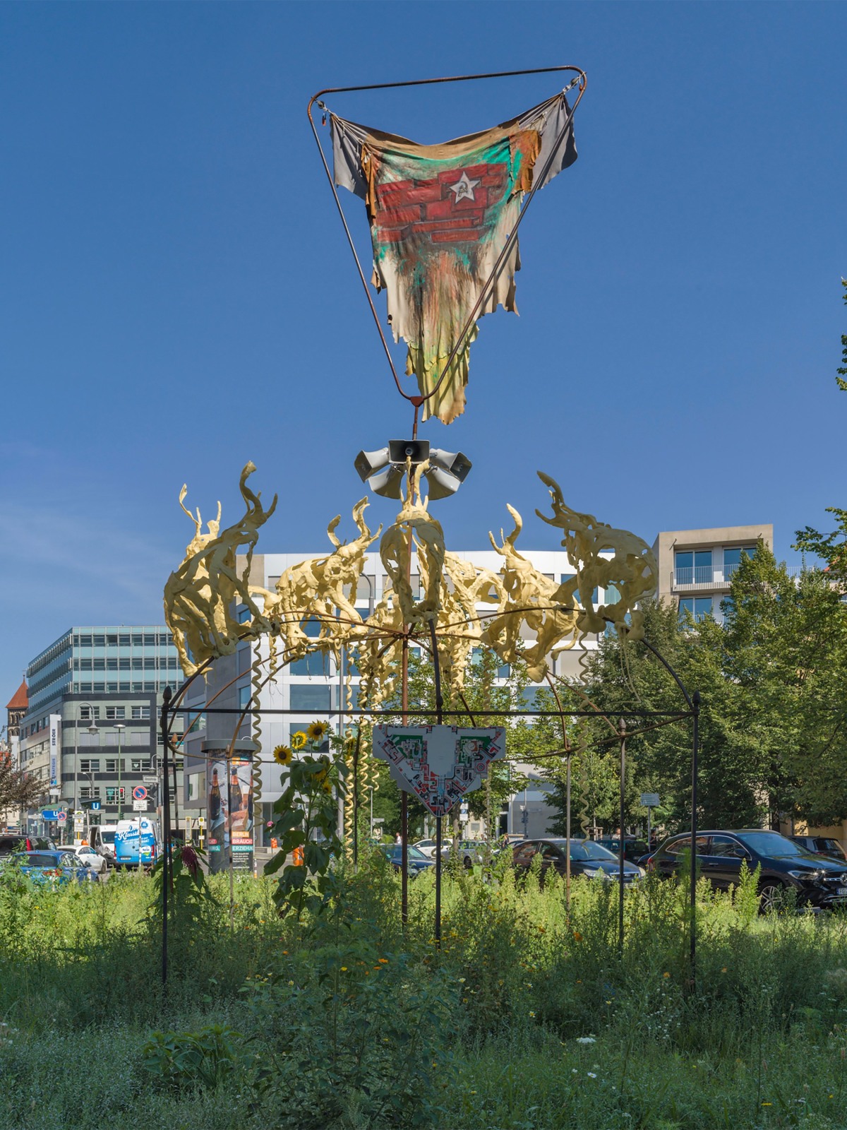 Installation view, Elephant&rsquo;s Memory (Memorial Structure), Kunstverein am Rosa-Luxemurg-Platz, Berlin, 2023,&nbsp;Photo: Roman&nbsp;M&auml;rz, Berlin.