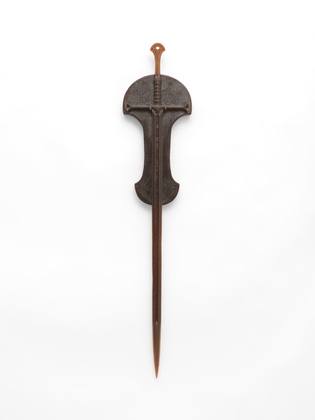 Simon Denny, Dungeon artifact 4: Palmer Luckey office display Anduril sword replica
