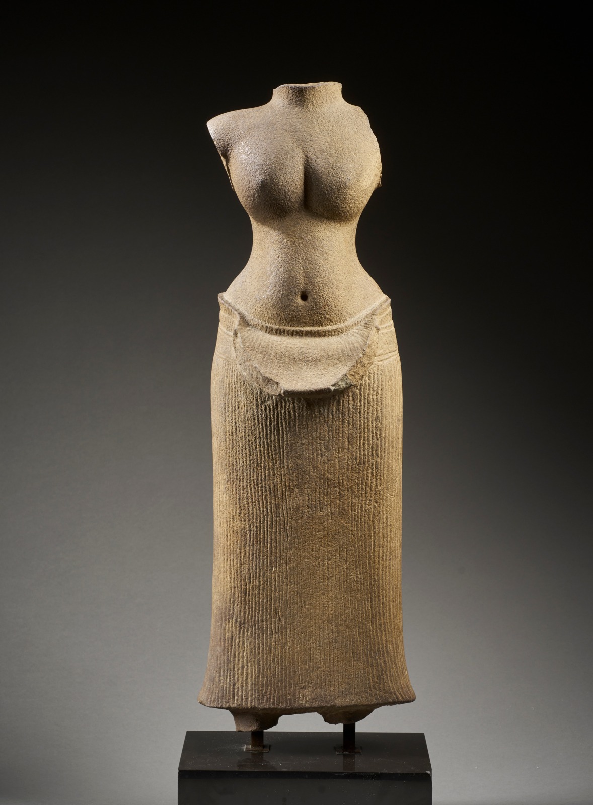 Torso of a Goddess - Cambodia, Pre Rup style - Artworks-Items - Carlton Rochell