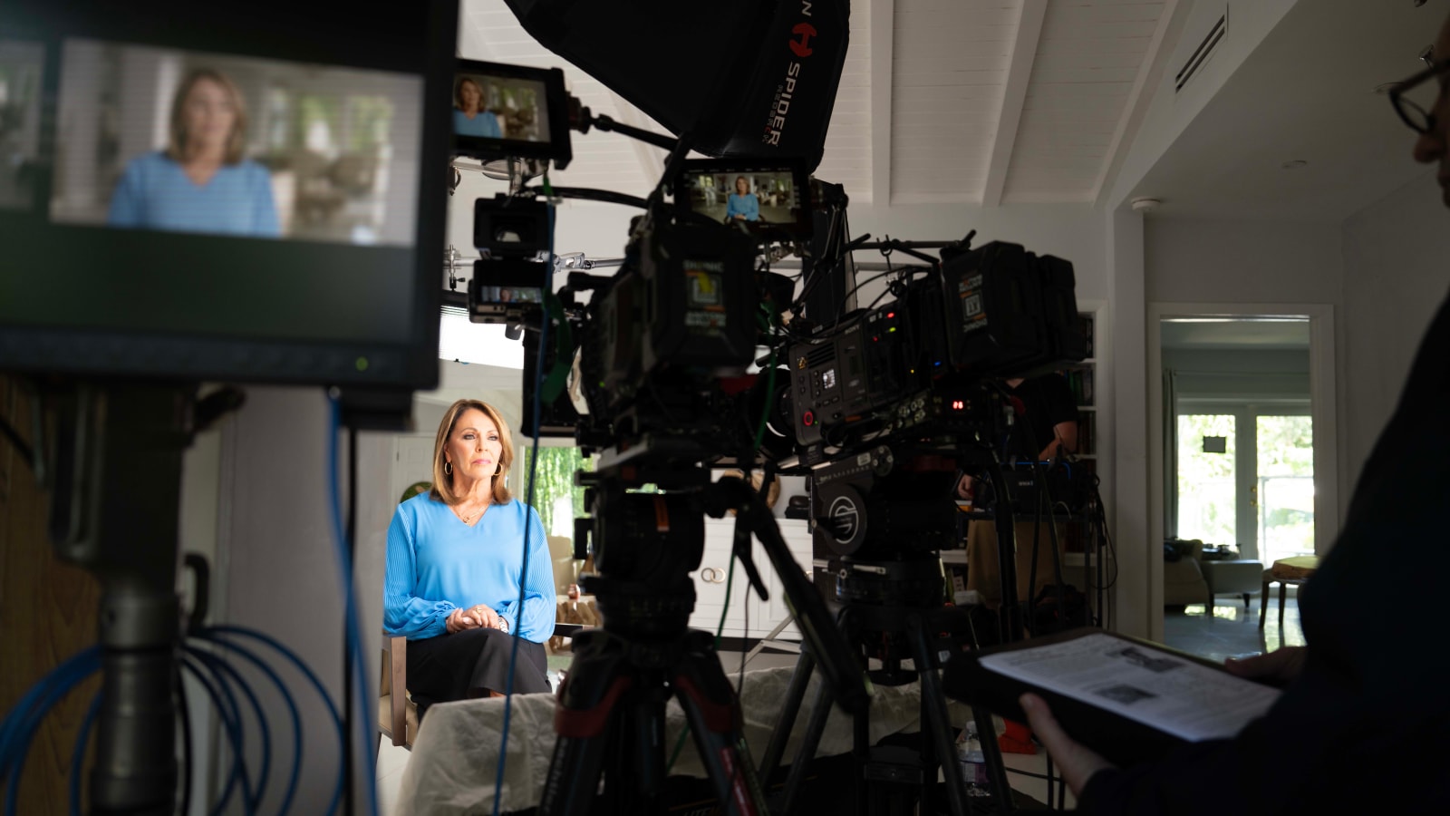 Maria Elena Salinas Interview: Journalism with Purpose -  - Films & Series - Life Stories Interviews