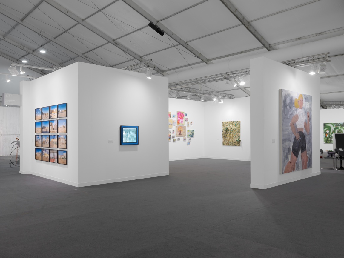 Installation view, James Cohan at Frieze London, London, United Kingdom, October 13-17, 2021