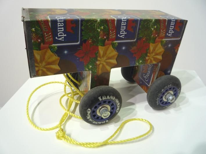 Image of FRANCIS AL&Yuml;S's Ghetto Collector 贫民窟收藏者, 2003