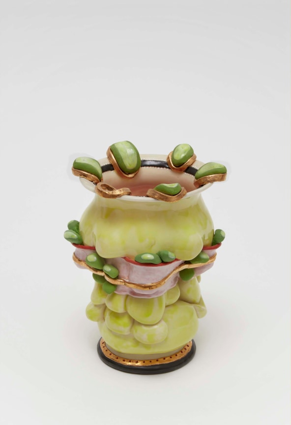 Image of a Kathy Butterly ceramic piece.